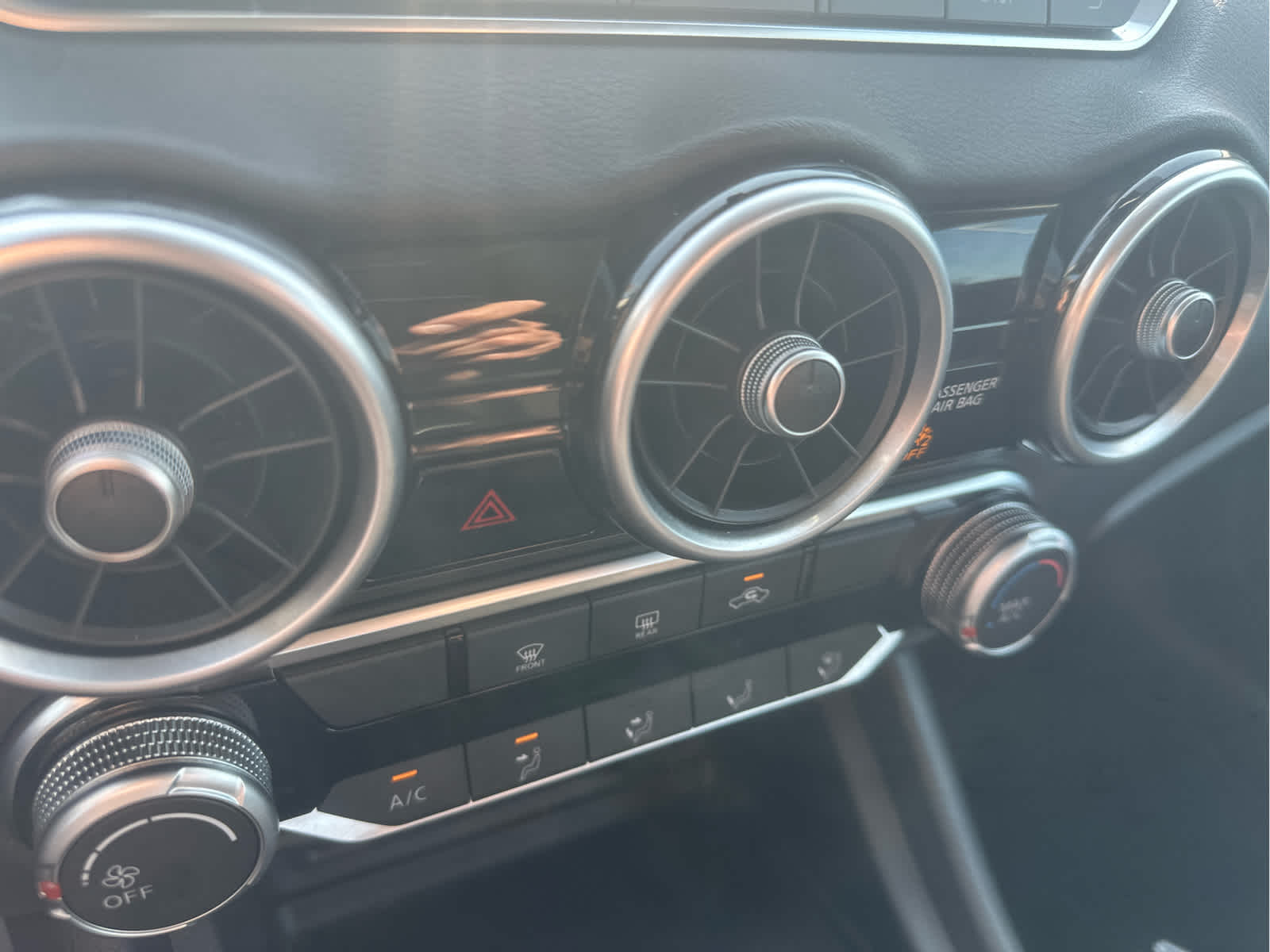 2024 Nissan Sentra S photo 11