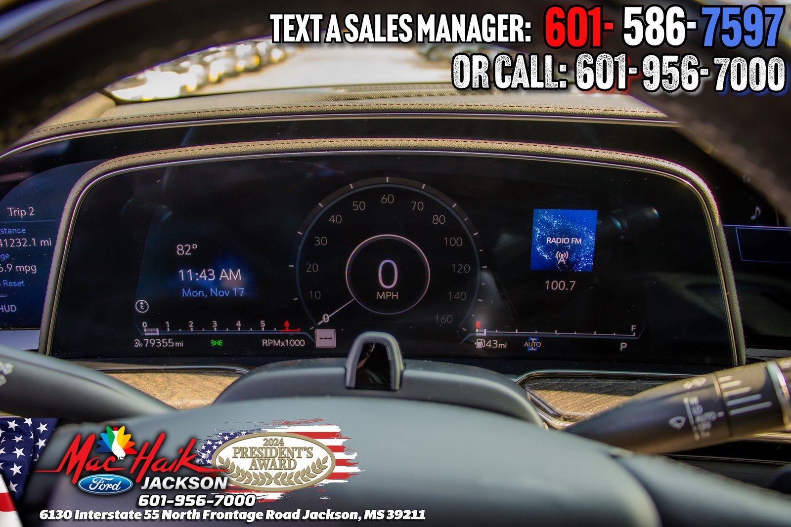 2022 Cadillac Escalade Premium Luxury photo 4