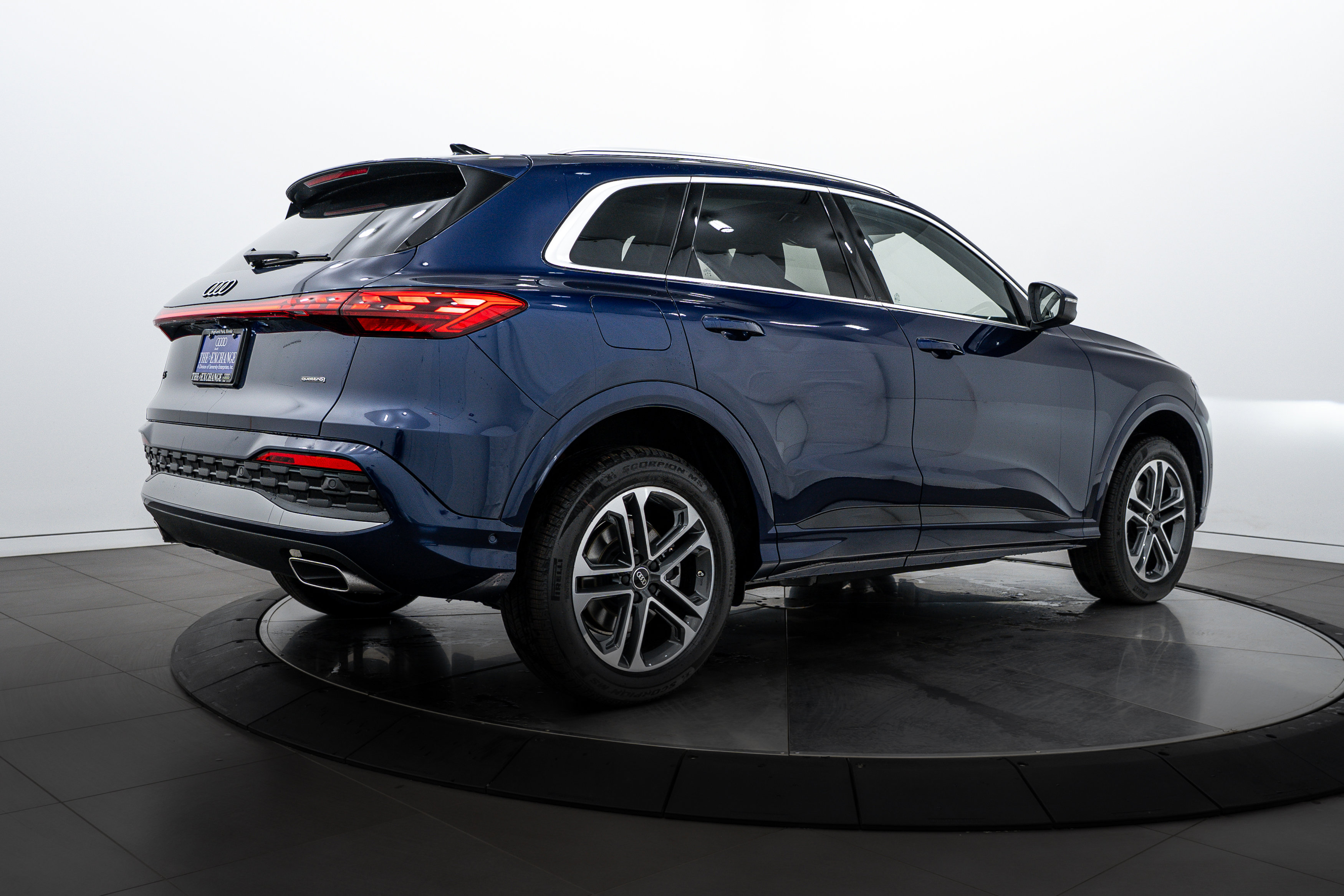 2025 Audi Q5 Premium Plus photo 4