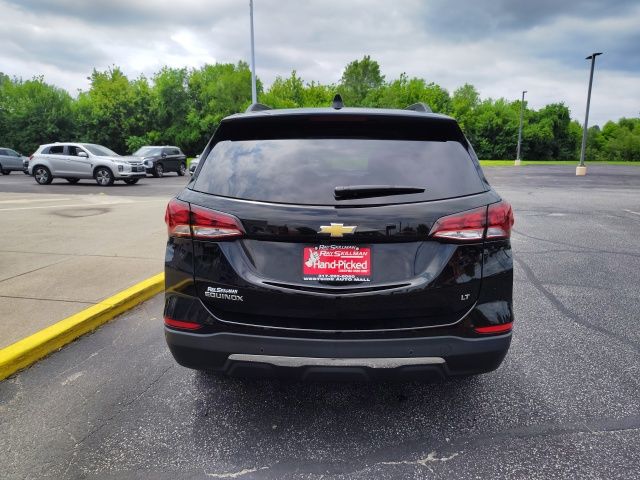 2022 Chevrolet Equinox LT photo 4
