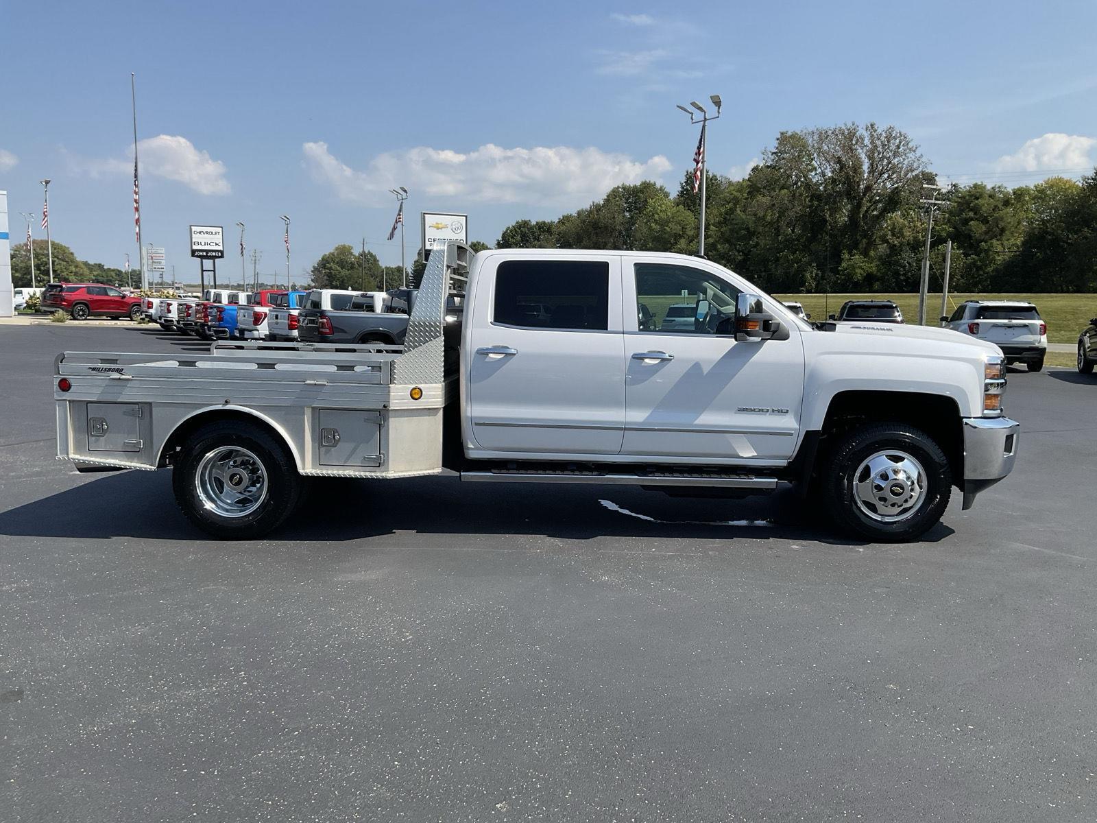 2019 Chevrolet Silverado 3500HD LTZ photo 5