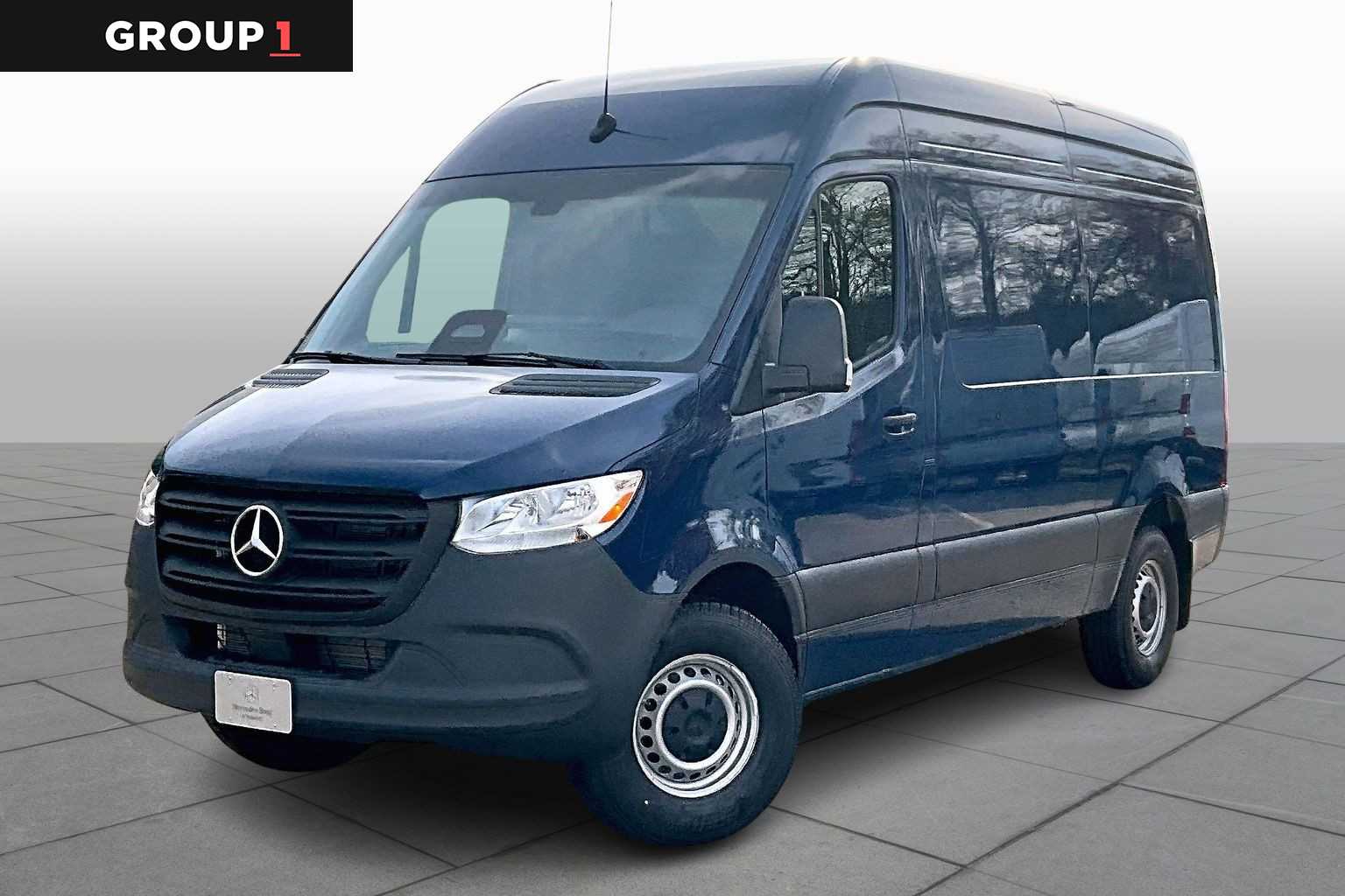 2026 Mercedes-Benz Sprinter Cargo Van Base's photo