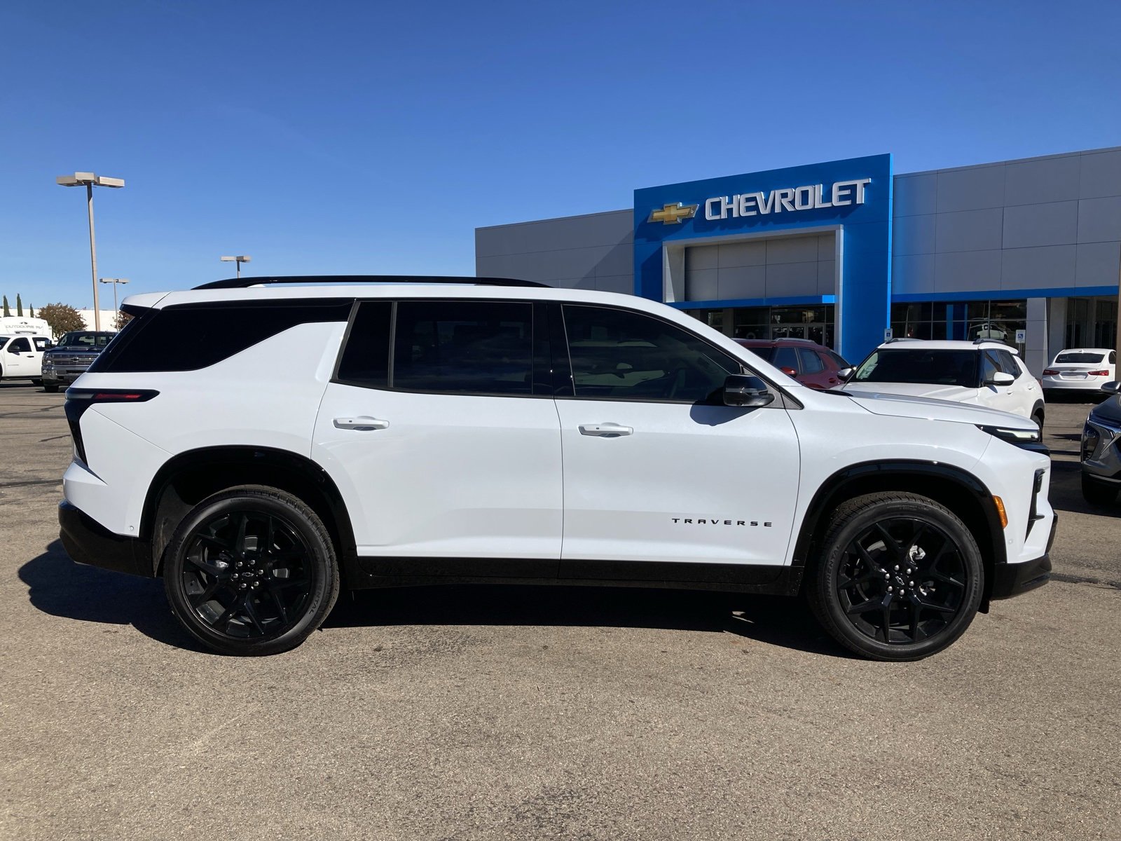 2026 Chevrolet Traverse RS photo 2