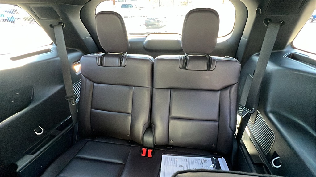 2025 Ford Explorer Platinum photo 8