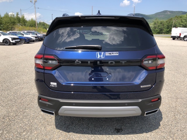 2025 Honda Pilot Touring photo 4