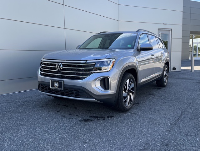 2026 Volkswagen Atlas SE Technology photo 9