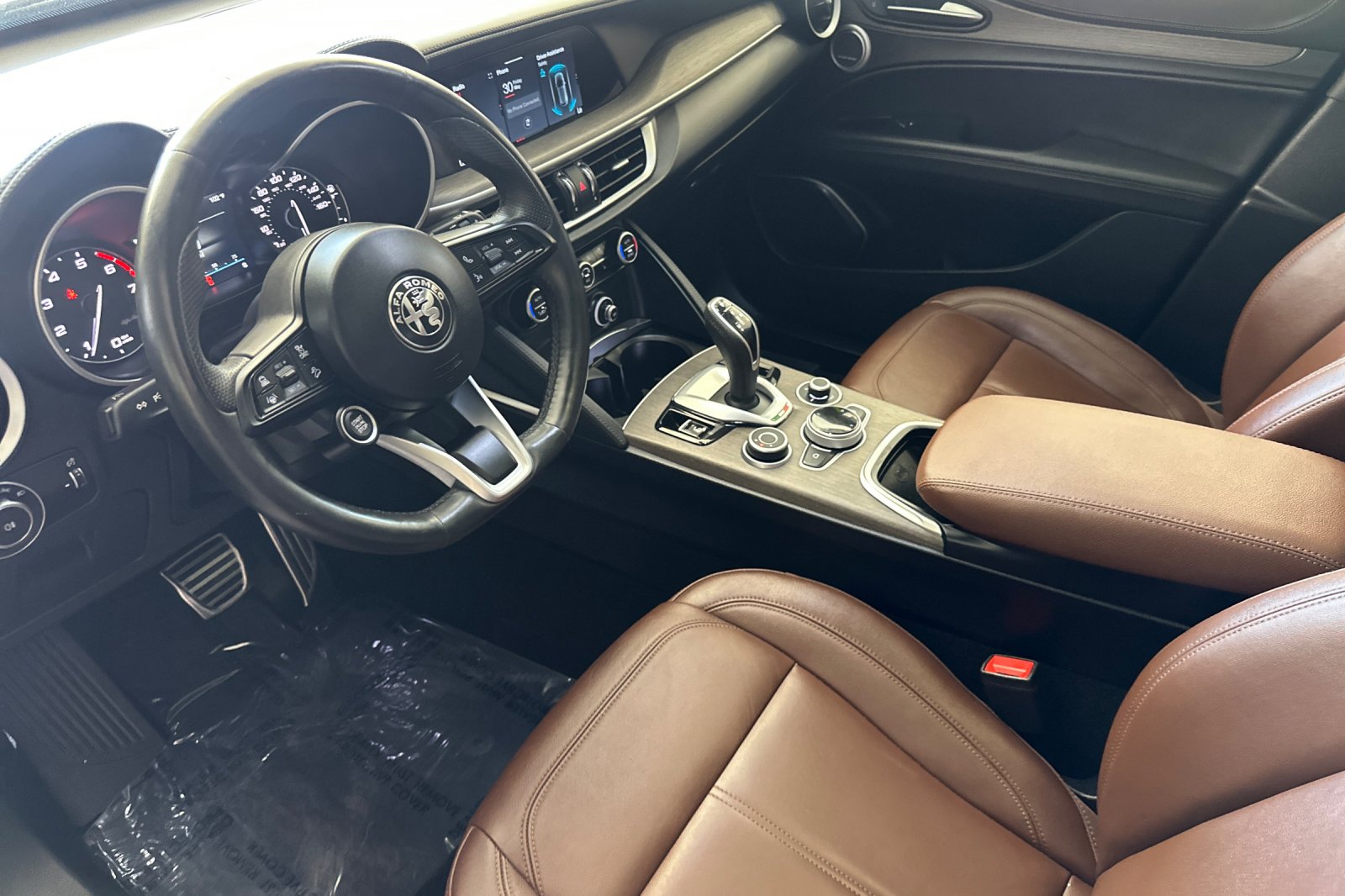 2022 Alfa Romeo Stelvio Ti photo 8