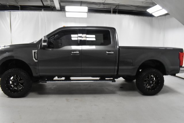 2017 Ford F-250 XLT photo 7
