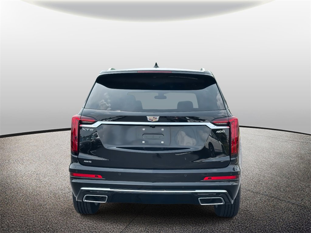 2025 Cadillac XT6 Premium Luxury photo 3