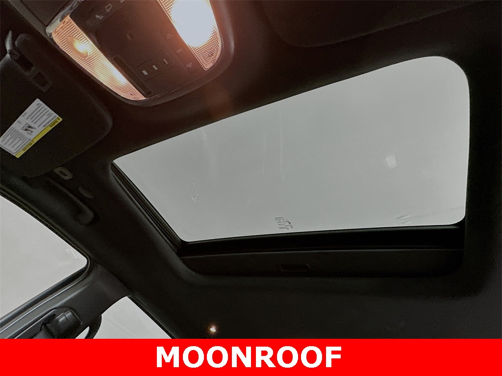 Used 2018 Jeep Grand Cherokee Altitude with VIN 1C4RJFAG9JC234978 for sale in Winona, Minnesota