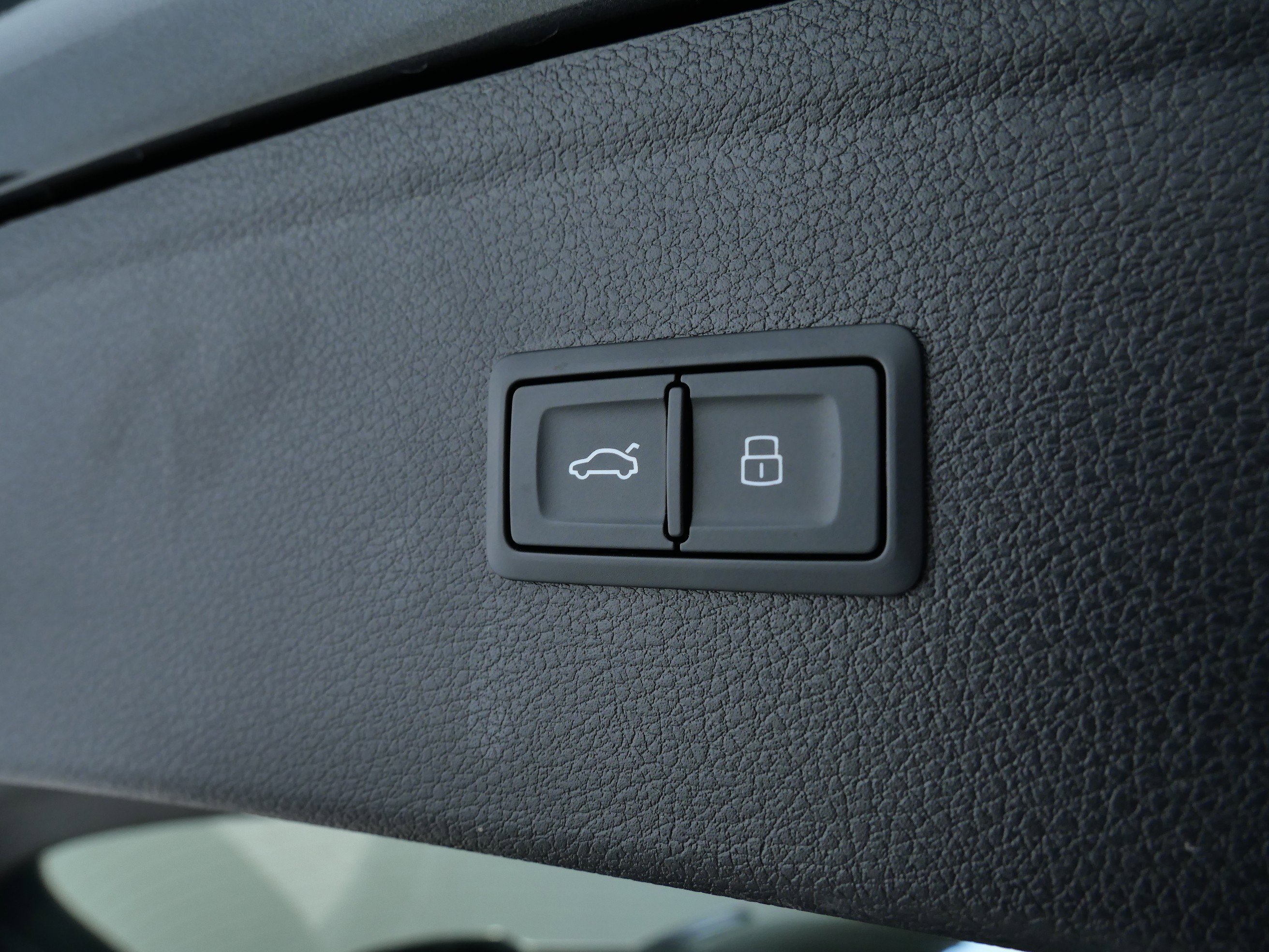 2025 Audi Q5 S line Premium Plus photo 6