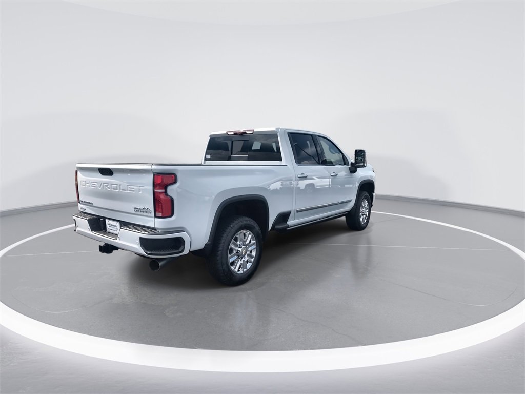 2025 Chevrolet Silverado 2500HD High Country photo 8