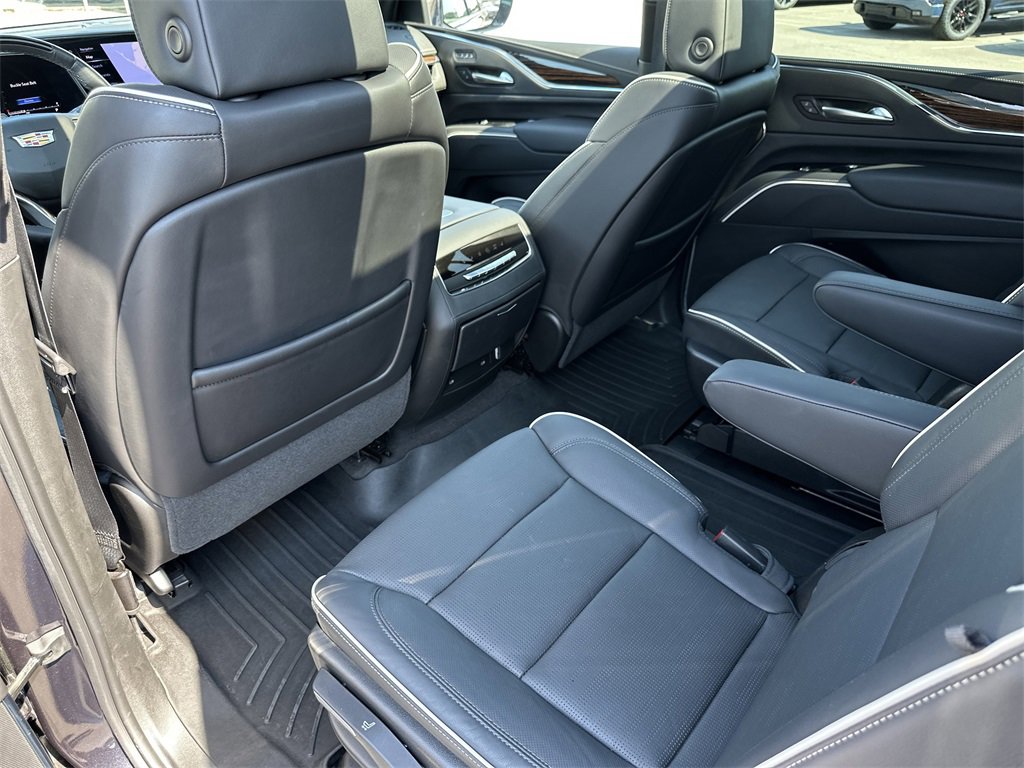 2023 Cadillac Escalade ESV Premium Luxury photo 26
