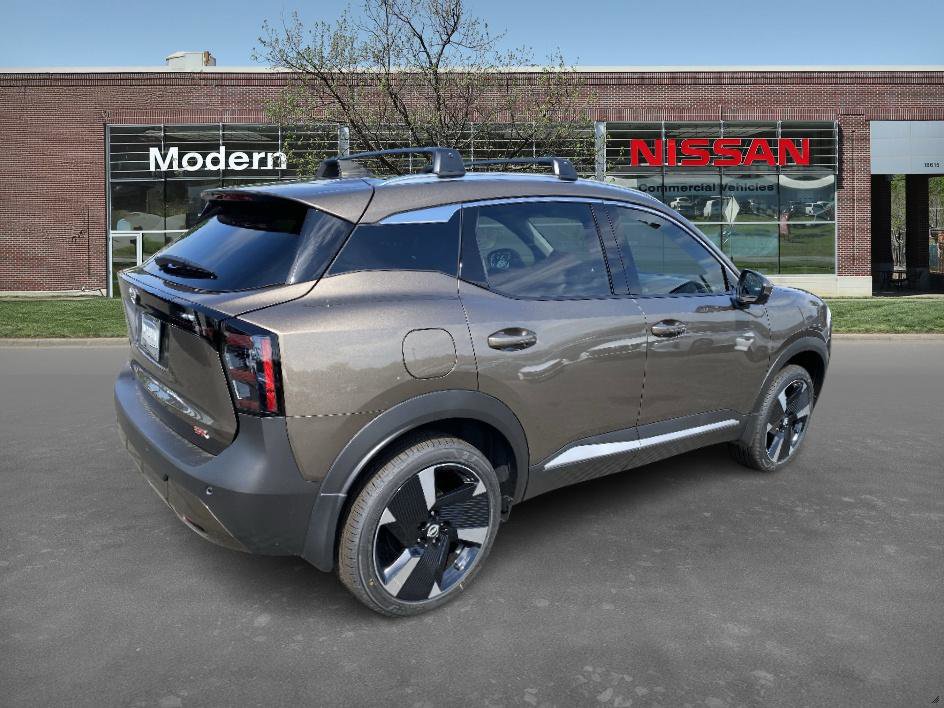 2025 Nissan Kicks SR photo 4