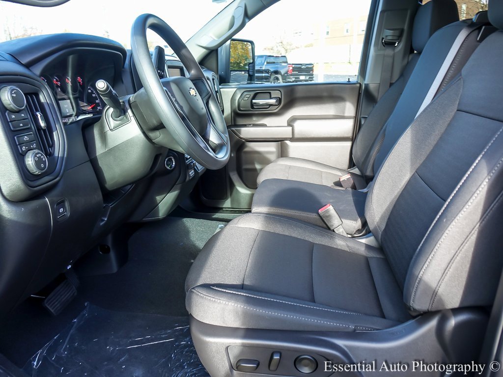 2026 CHEVROLET SILVERADO HD - Image 9