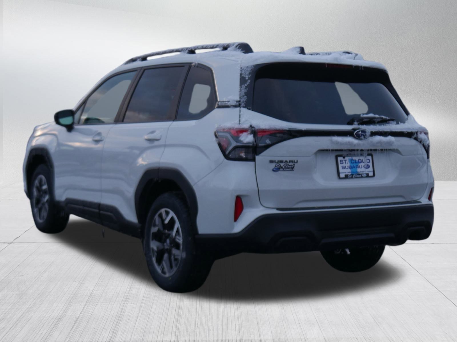 2026 Subaru Forester Premium photo 3