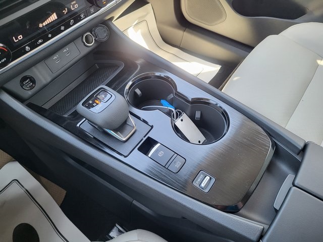 2025 Nissan Rogue SV photo 20
