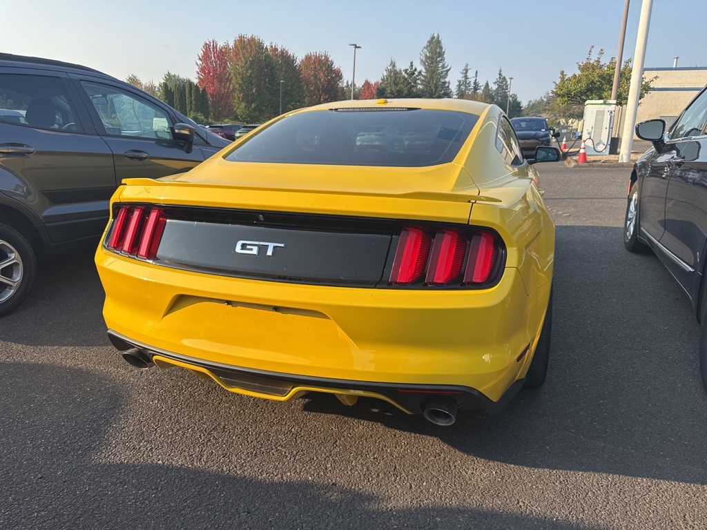 2015 Ford Mustang GT Premium photo 5