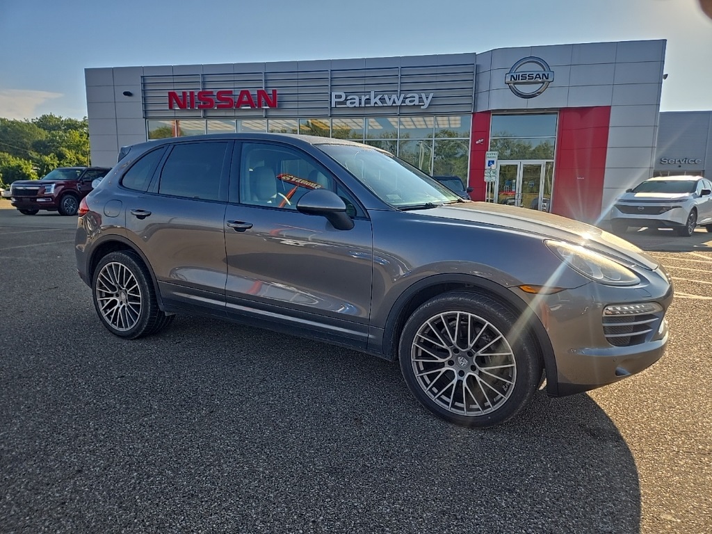 2013 Porsche Cayenne Base