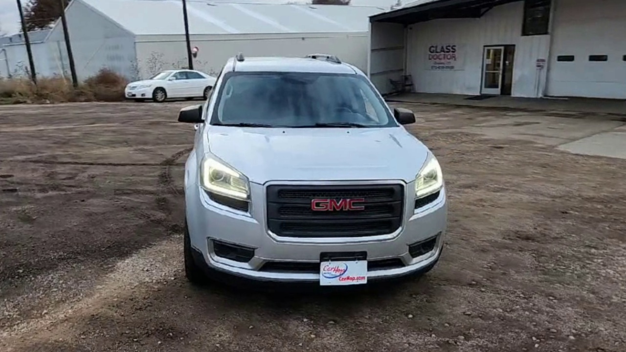 2015 Gmc Acadia SLE photo 2