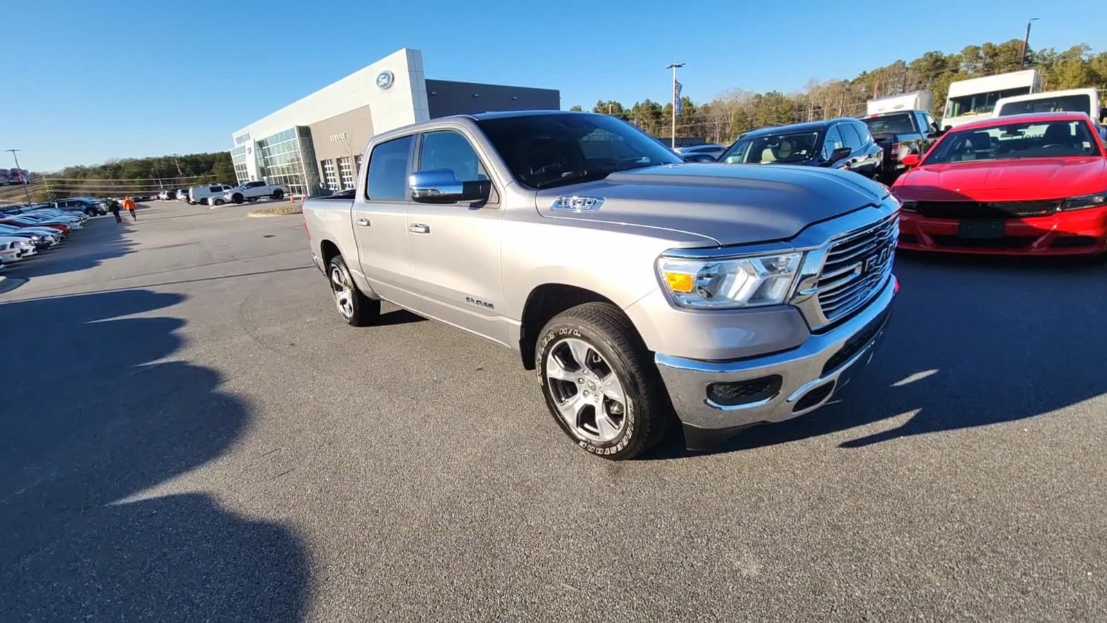 2024 Ram 1500 Laramie photo 4