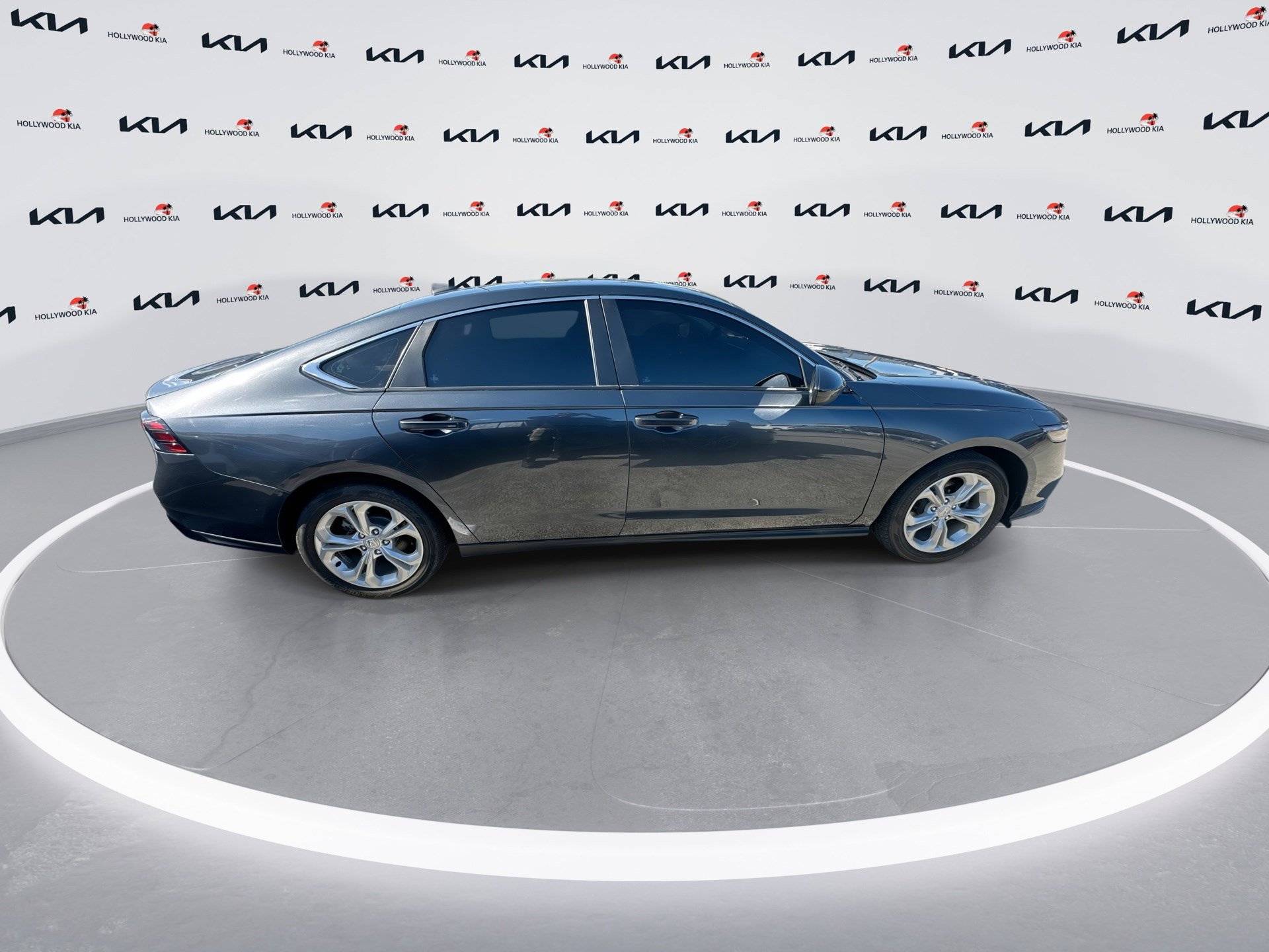 2023 Honda Accord LX photo 9