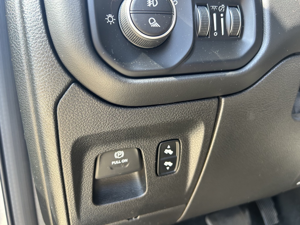 2020 Ram 1500 Limited photo 13