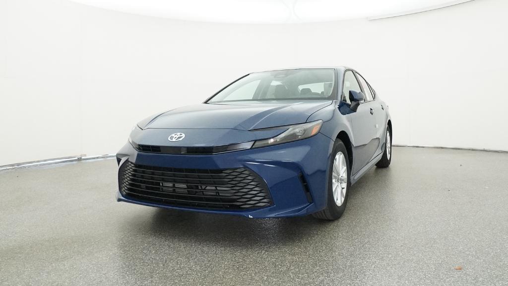 2026 Toyota Camry LE photo 4