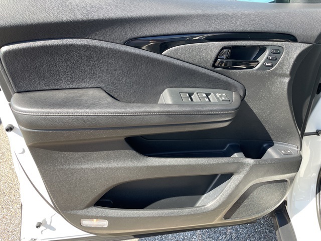 2022 Honda Passport Elite photo 18