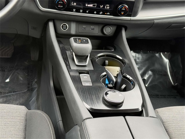 2023 Nissan Rogue SV photo 19