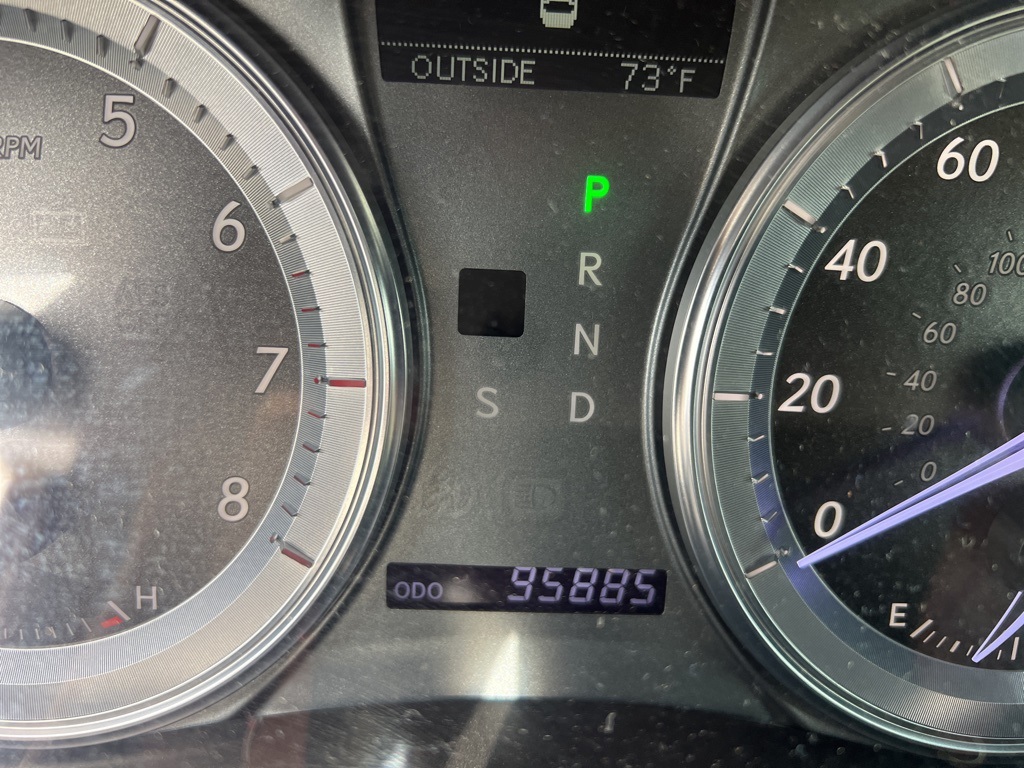 2011 Lexus ES 350 photo 18