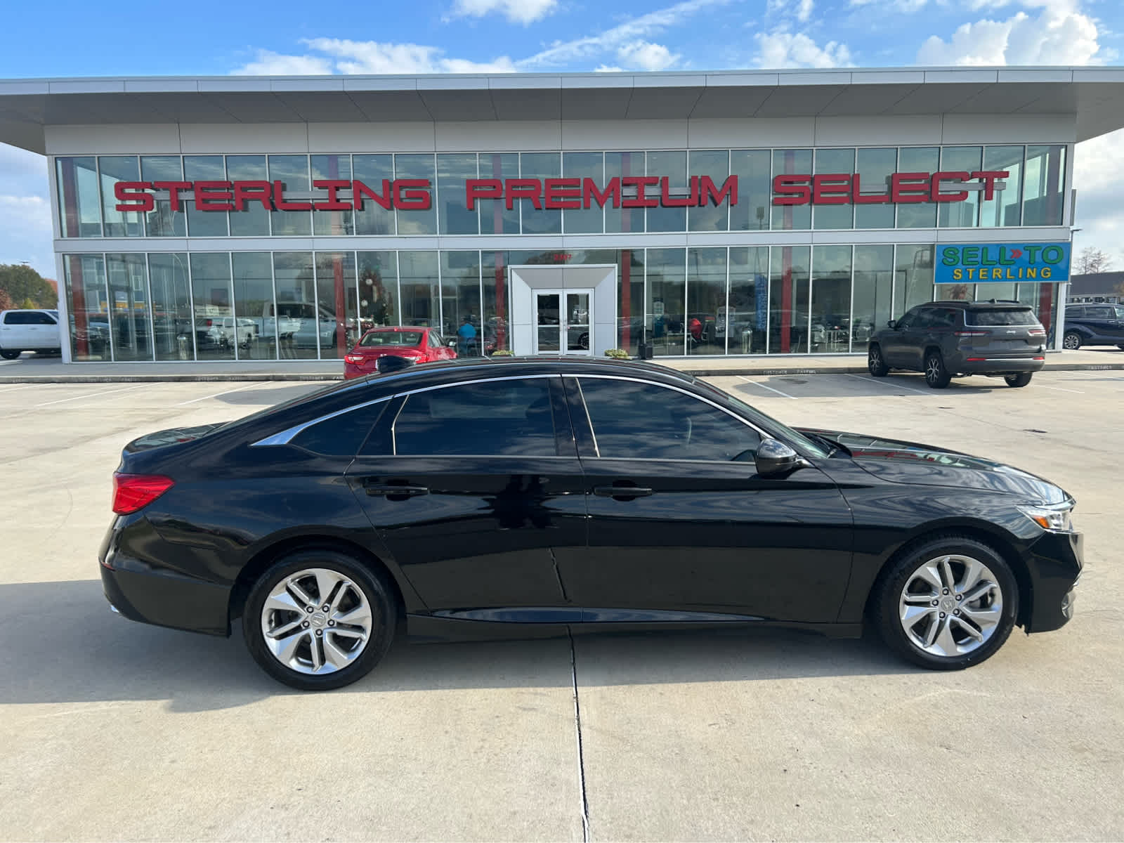 2020 Honda Accord LX's photo