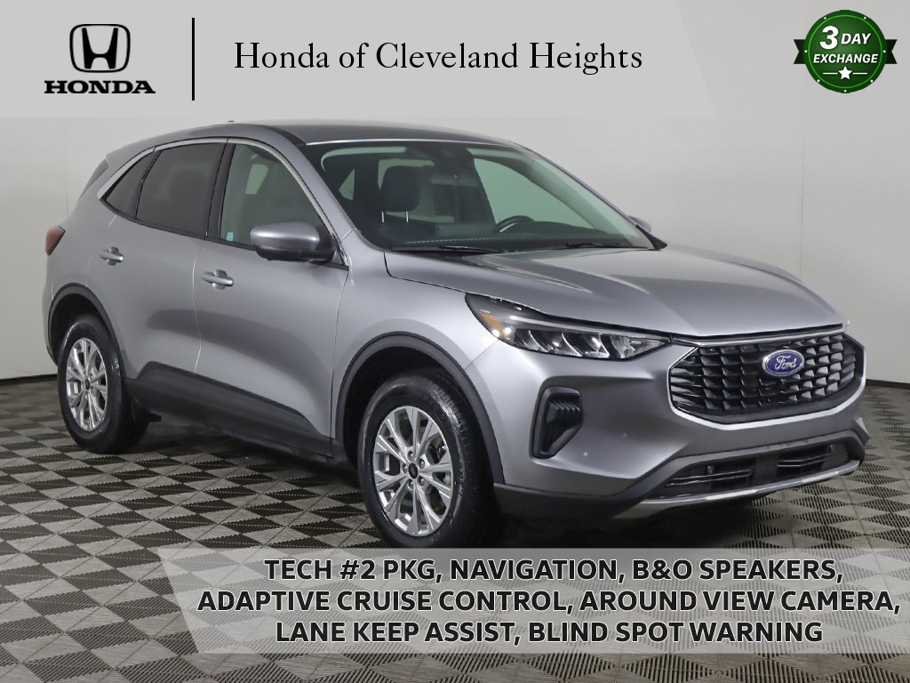 2023 Ford Escape Active's photo