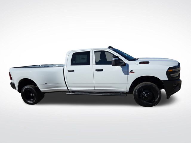 2026 Ram 3500 Tradesman photo 2