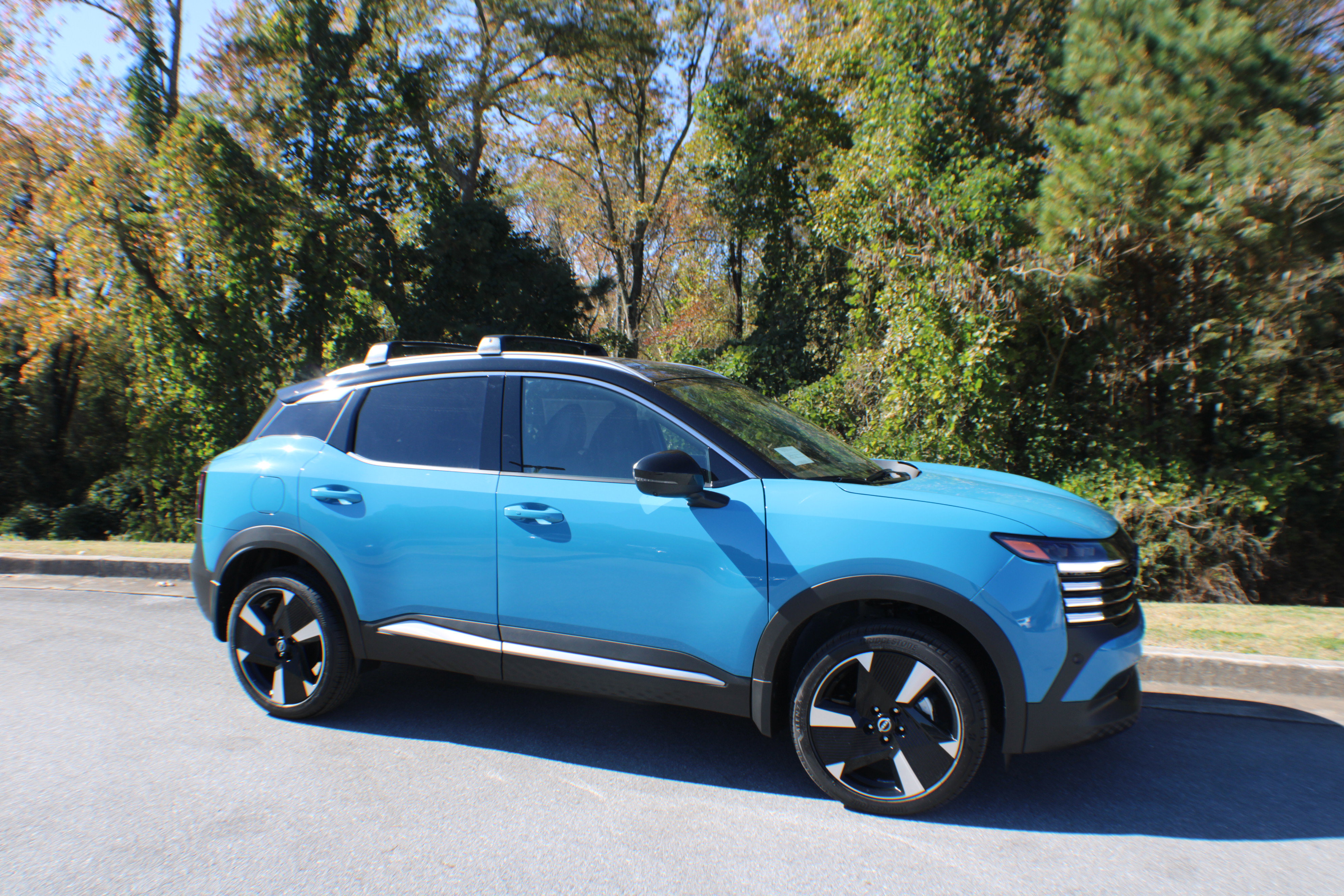 2026 Nissan KICKS SR's photo