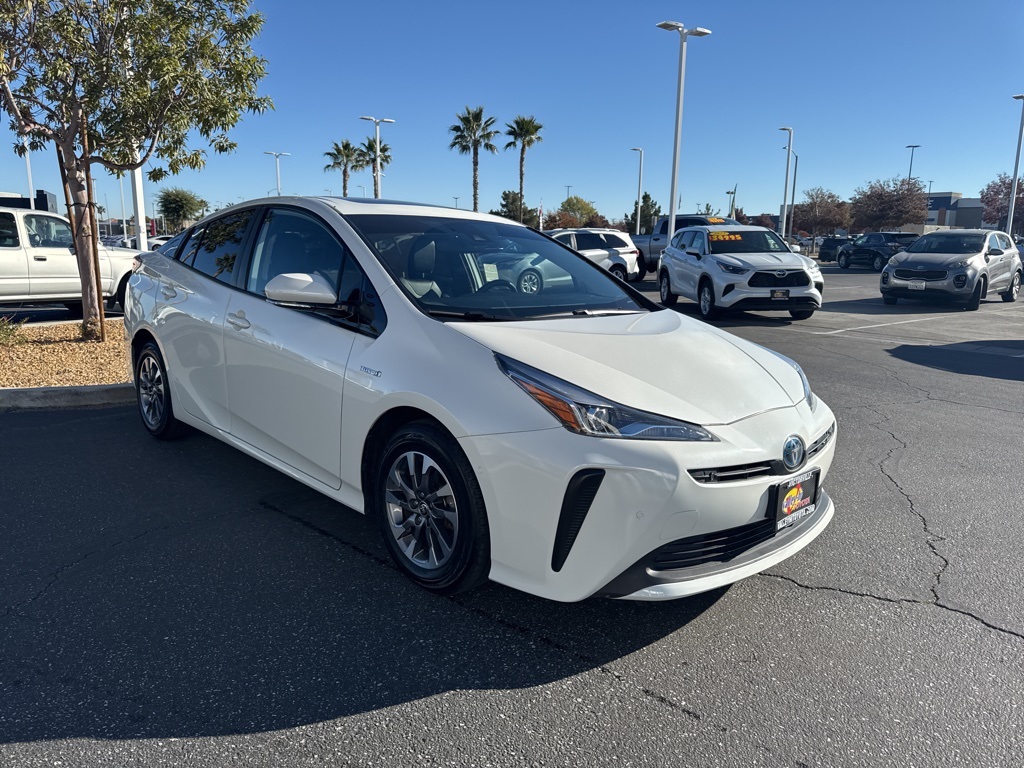 2019 Toyota Prius XLE photo 4