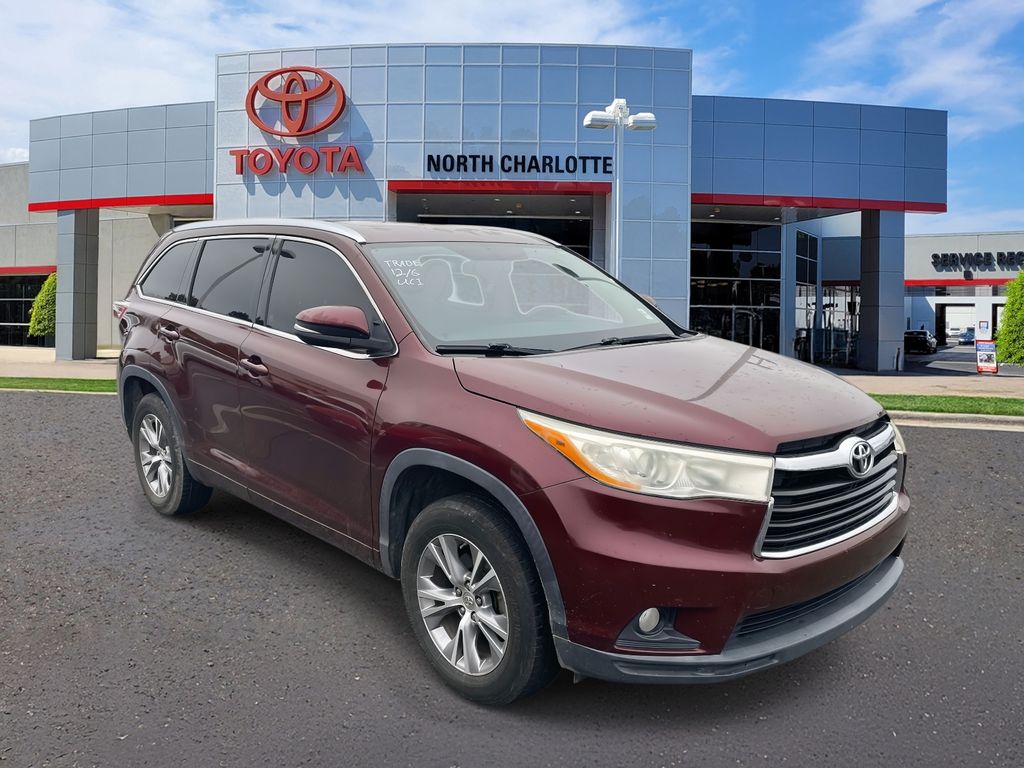 2014 Toyota Highlander XLE's photo