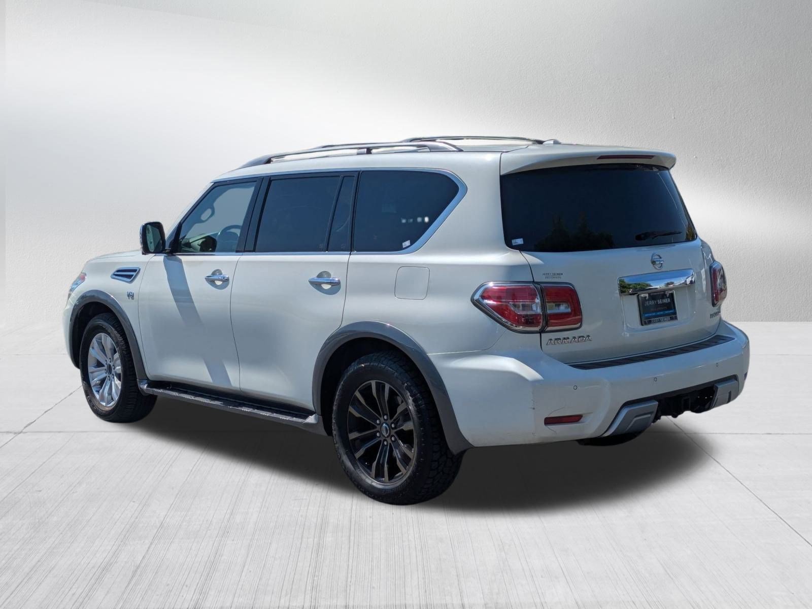 2018 Nissan Armada Platinum photo 3