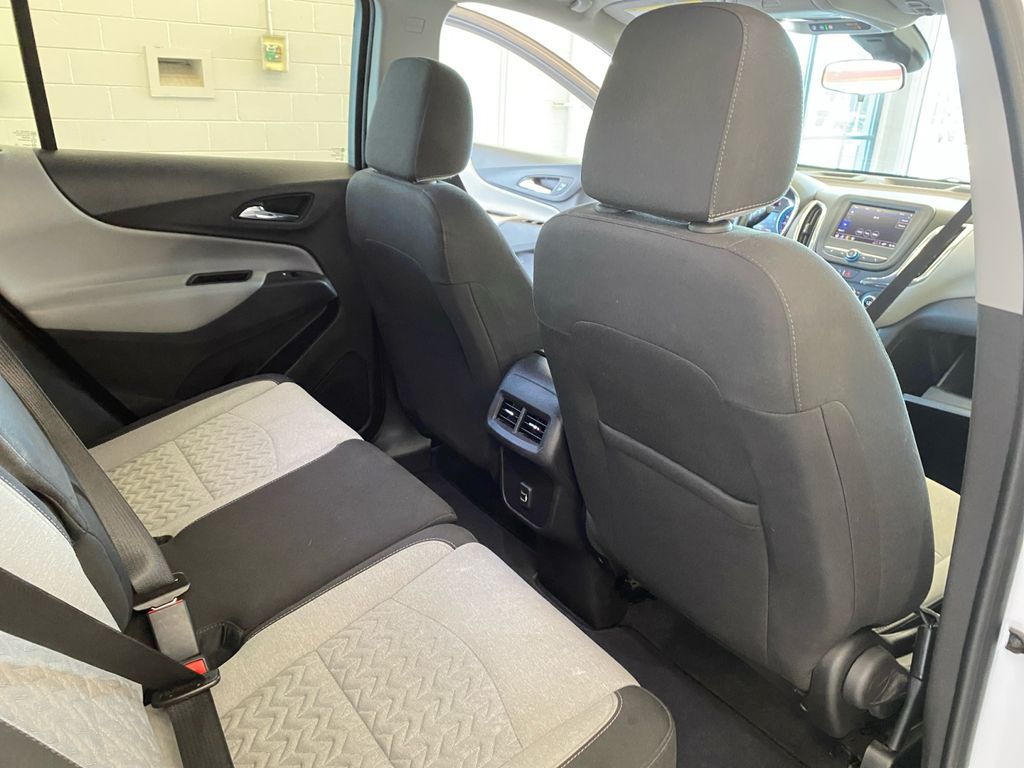 2024 Chevrolet Equinox LT photo 15