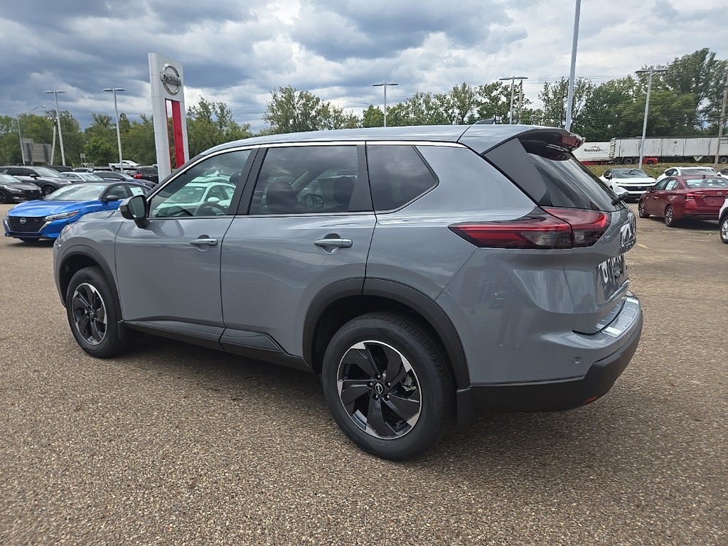 2026 Nissan Rogue SV photo 4