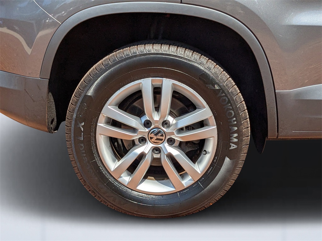 2014 Volkswagen Tiguan photo 11