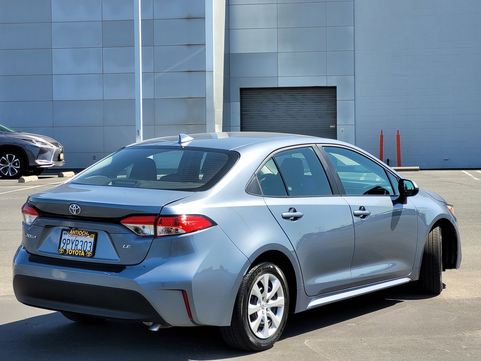 2025 Toyota Corolla LE photo 4