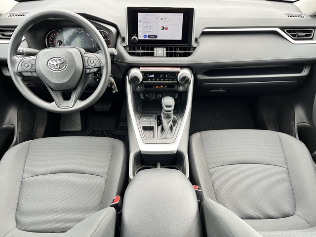 2025 Toyota RAV4 LE photo 9