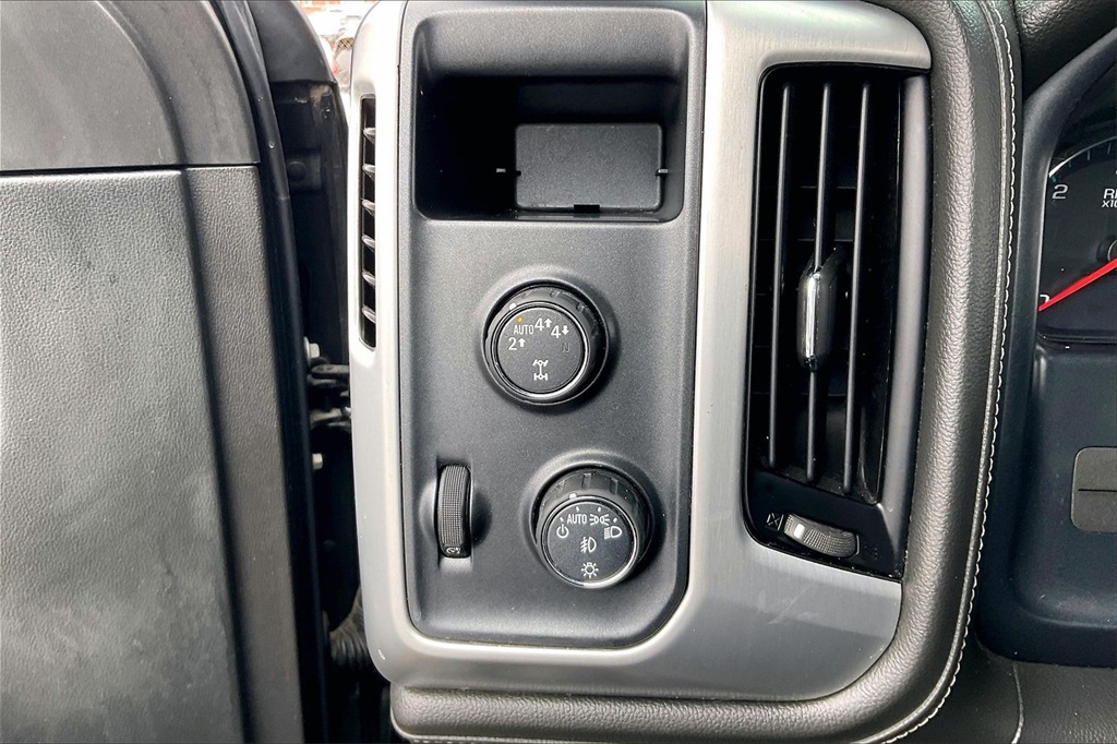 2018 GMC SIERRA - Image 32