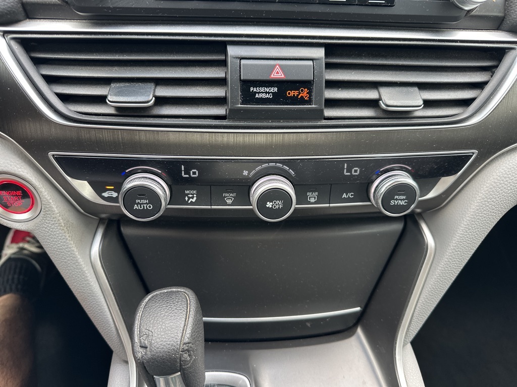 2018 Honda Accord LX photo 23