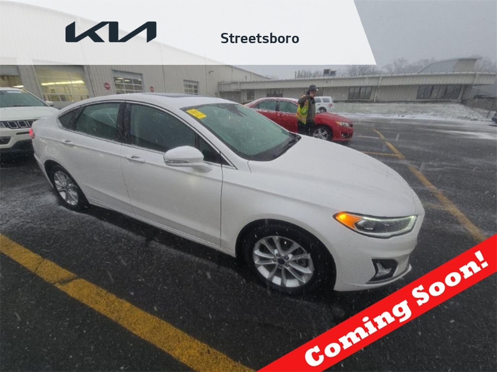 2020 Ford Fusion Energi Titanium's photo