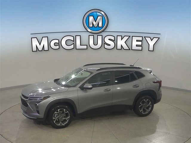 2025 Chevrolet Trax LT's photo