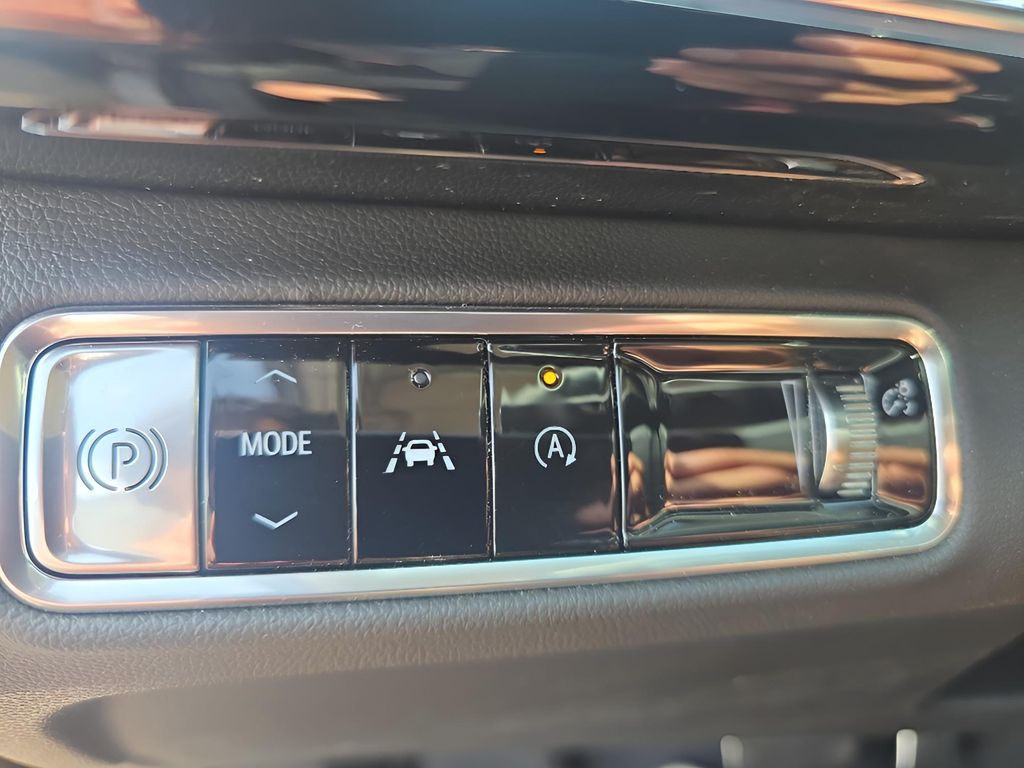 2025 Buick Envision Sport Touring photo 14