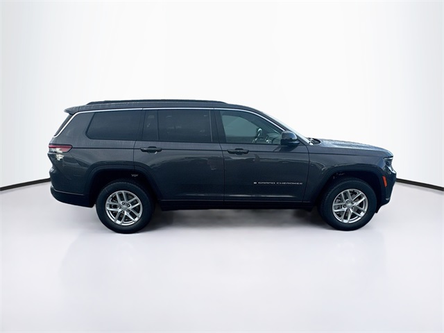 2025 Jeep Grand Cherokee Laredo X photo 4