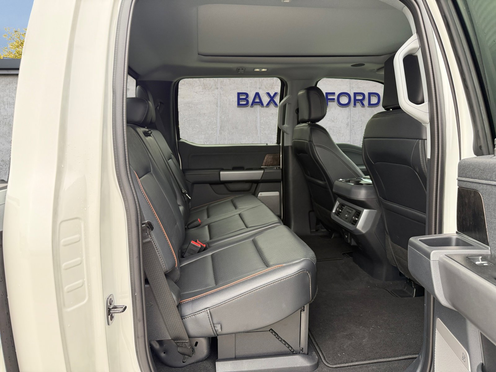 2025 Ford F-350 photo 8